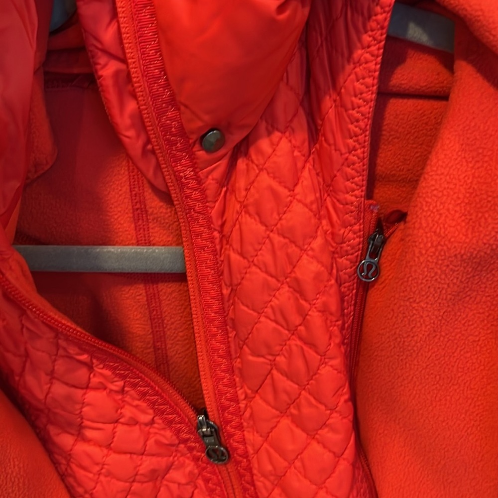 Lululemon jacket - Picture 5 of 7